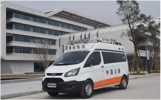 與疫情賽跑！“六合造”救護車奔赴抗疫一線